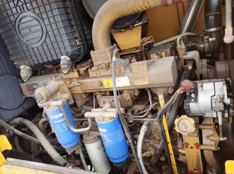 徐工LW700FV7吨