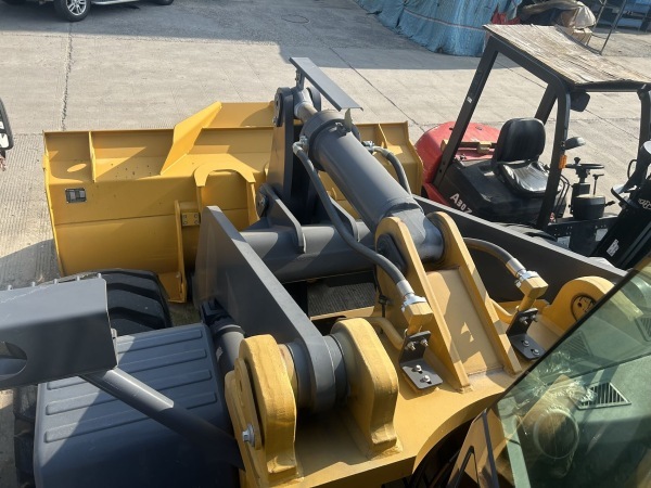 徐工LW500KN5吨