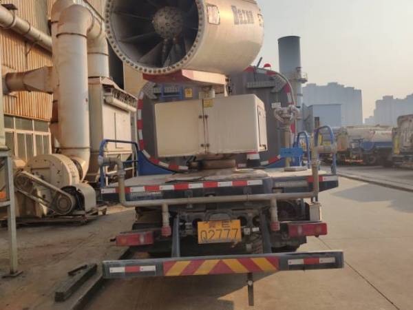 徐工XGH5182TDYD6多功能抑尘车