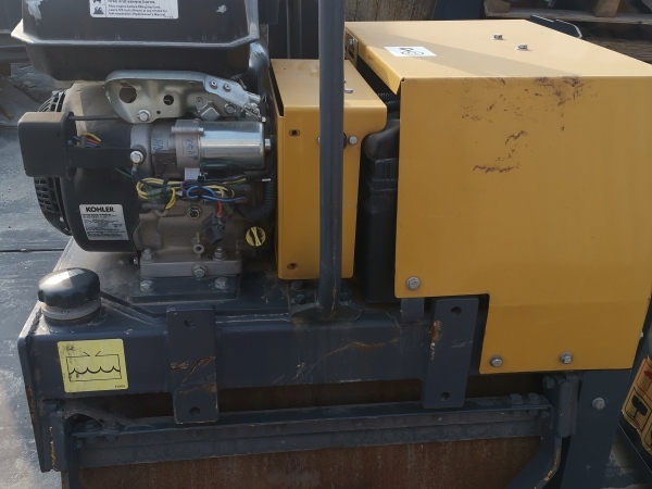 徐工XMR050轻型压路机