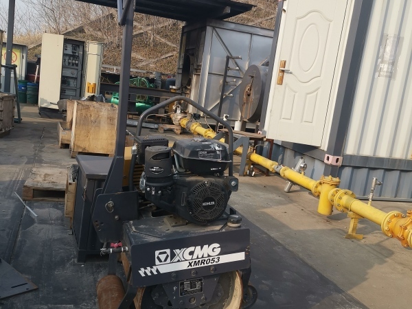 徐工XMR050轻型压路机