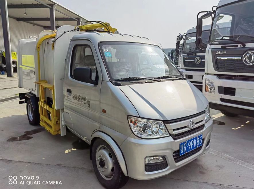 徐工DXA5031ZZZA6侧装压缩式垃圾车