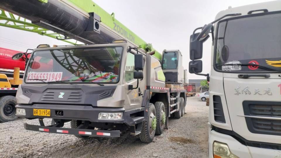 中联1280吨汽车起重机